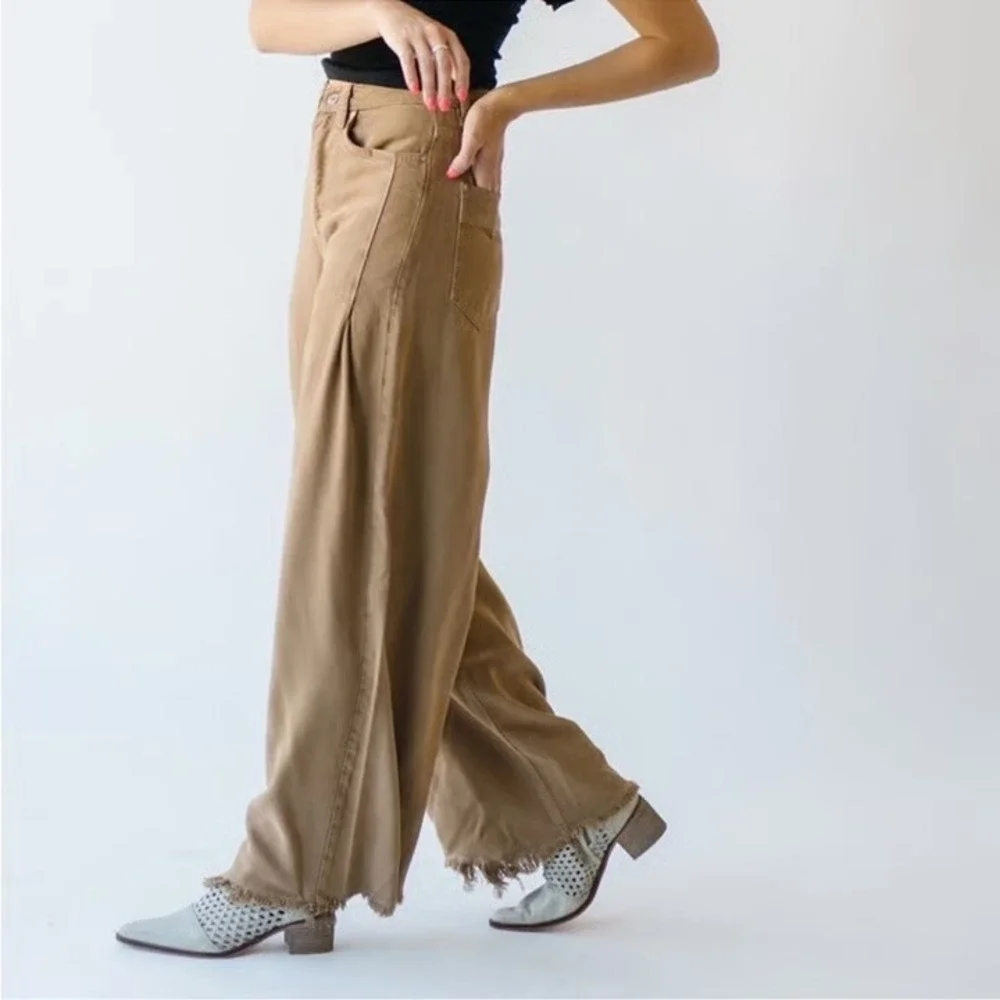 Free People We The Free Old West Slouchy Wide Leg Frayed Hem Jeans Tan Brown 26